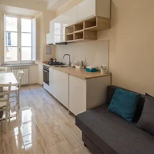 City Center Two-roomed Flat - Termini/aquarium Apartment